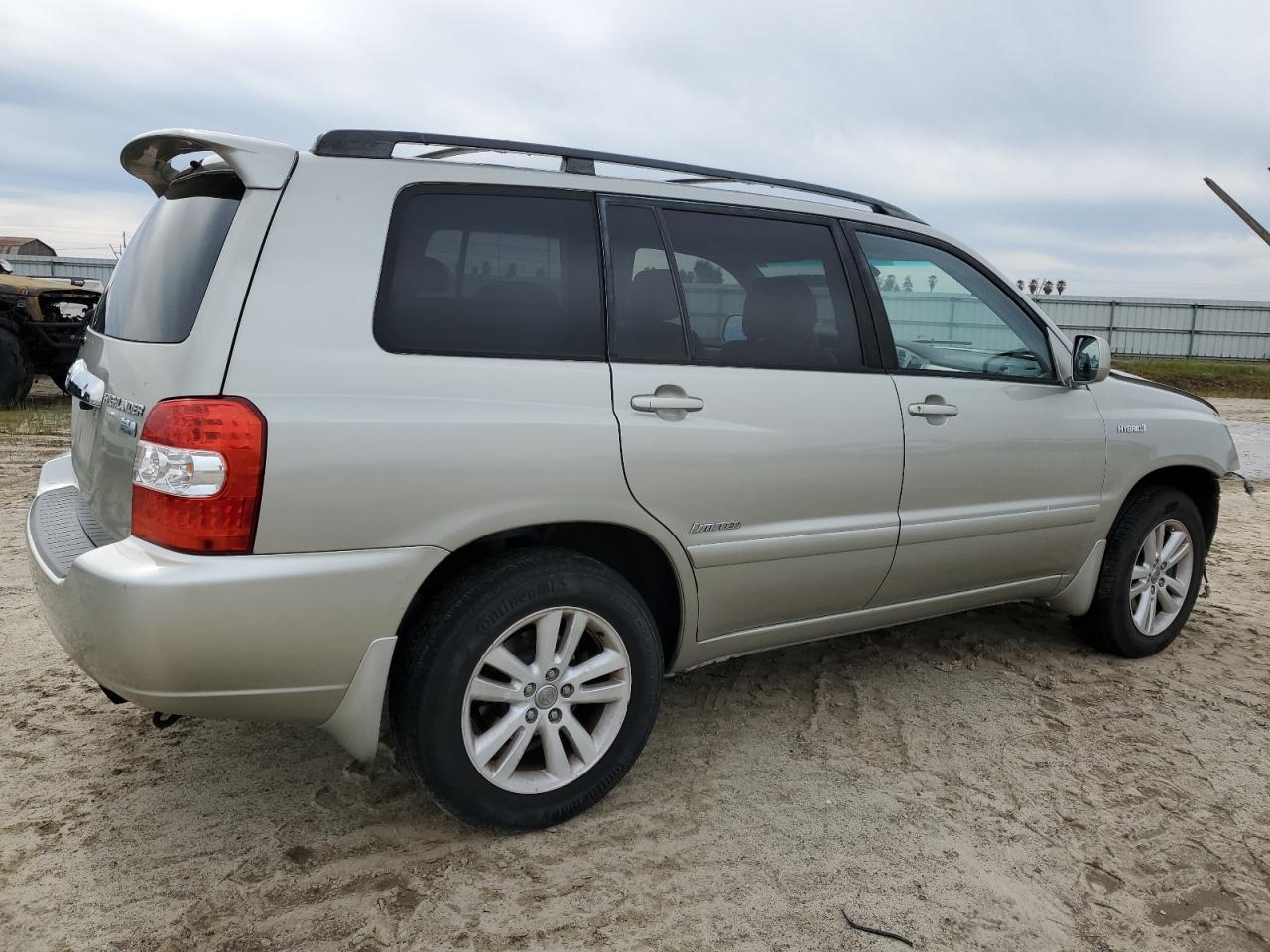 2006 Toyota Highlander - Image 3