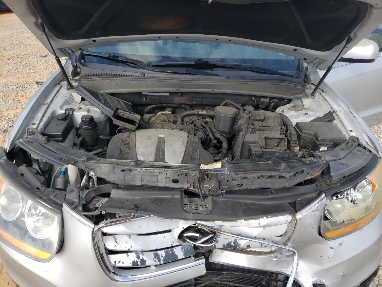 2011 Hyundai Santa Fe - Image 14