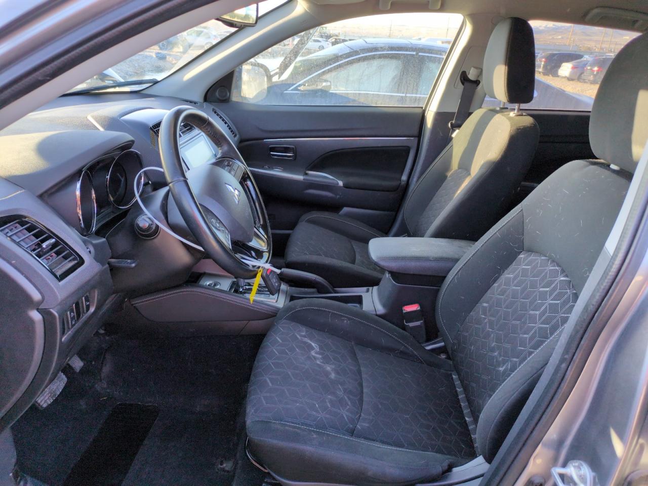 2021 Mitsubishi Outlander - Image 7