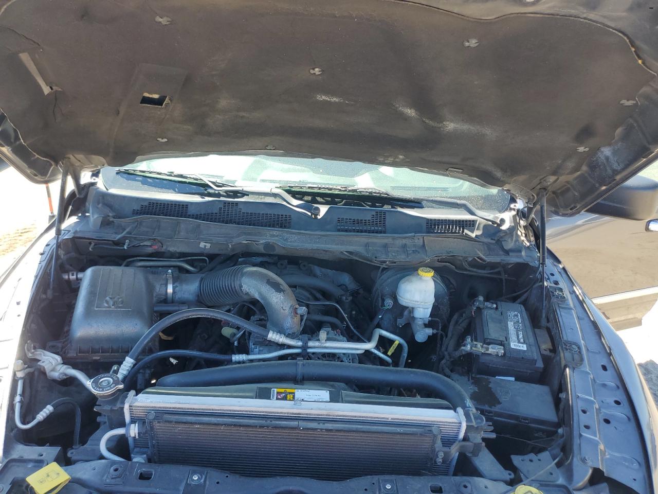 2014 RAM 1500 - Image 12