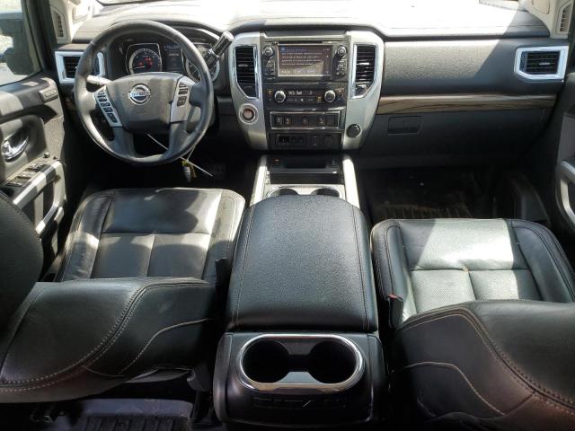Pickups NISSAN TITAN 2016 Czarny