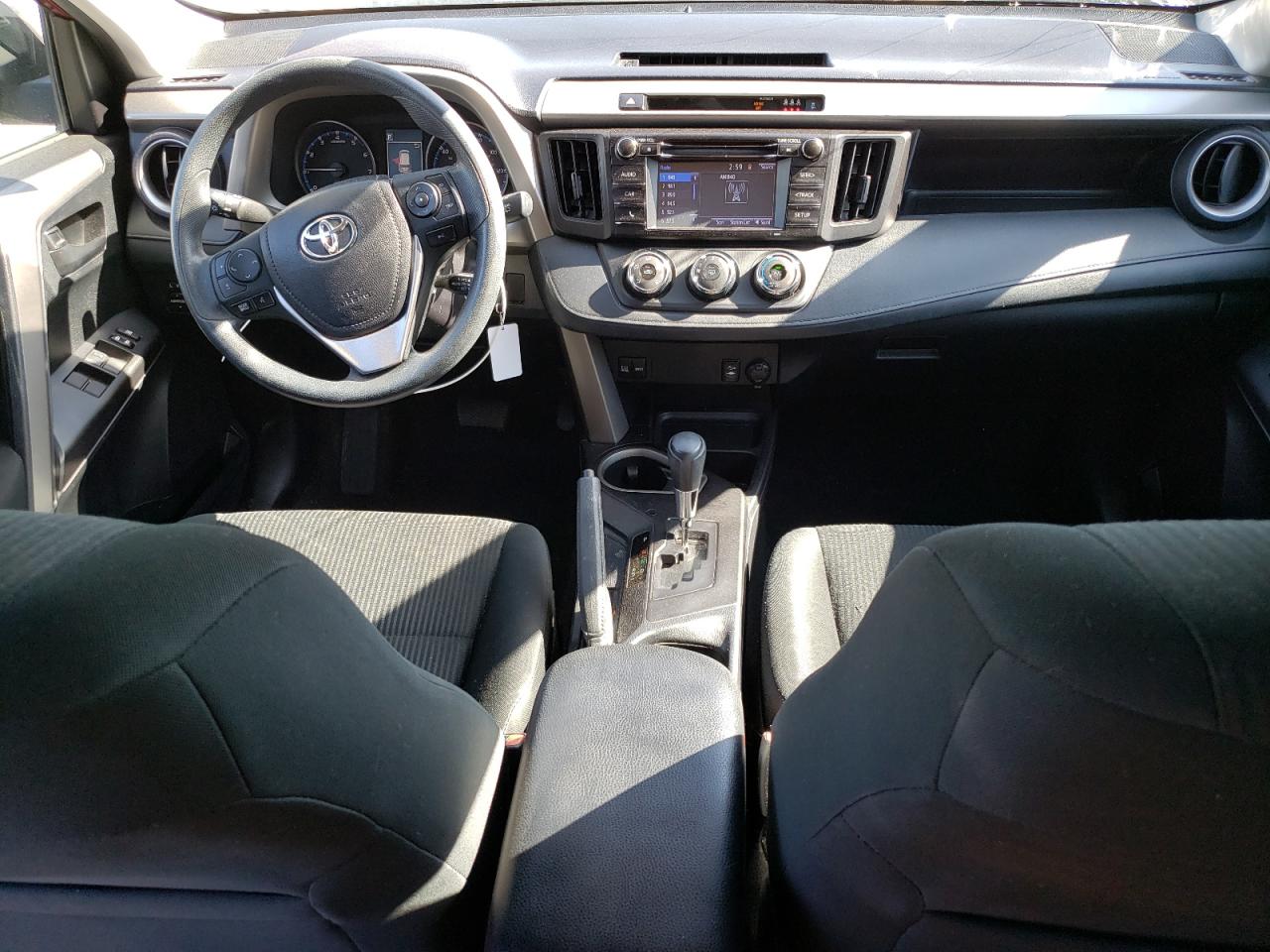 2018 Toyota RAV 4 - Image 8