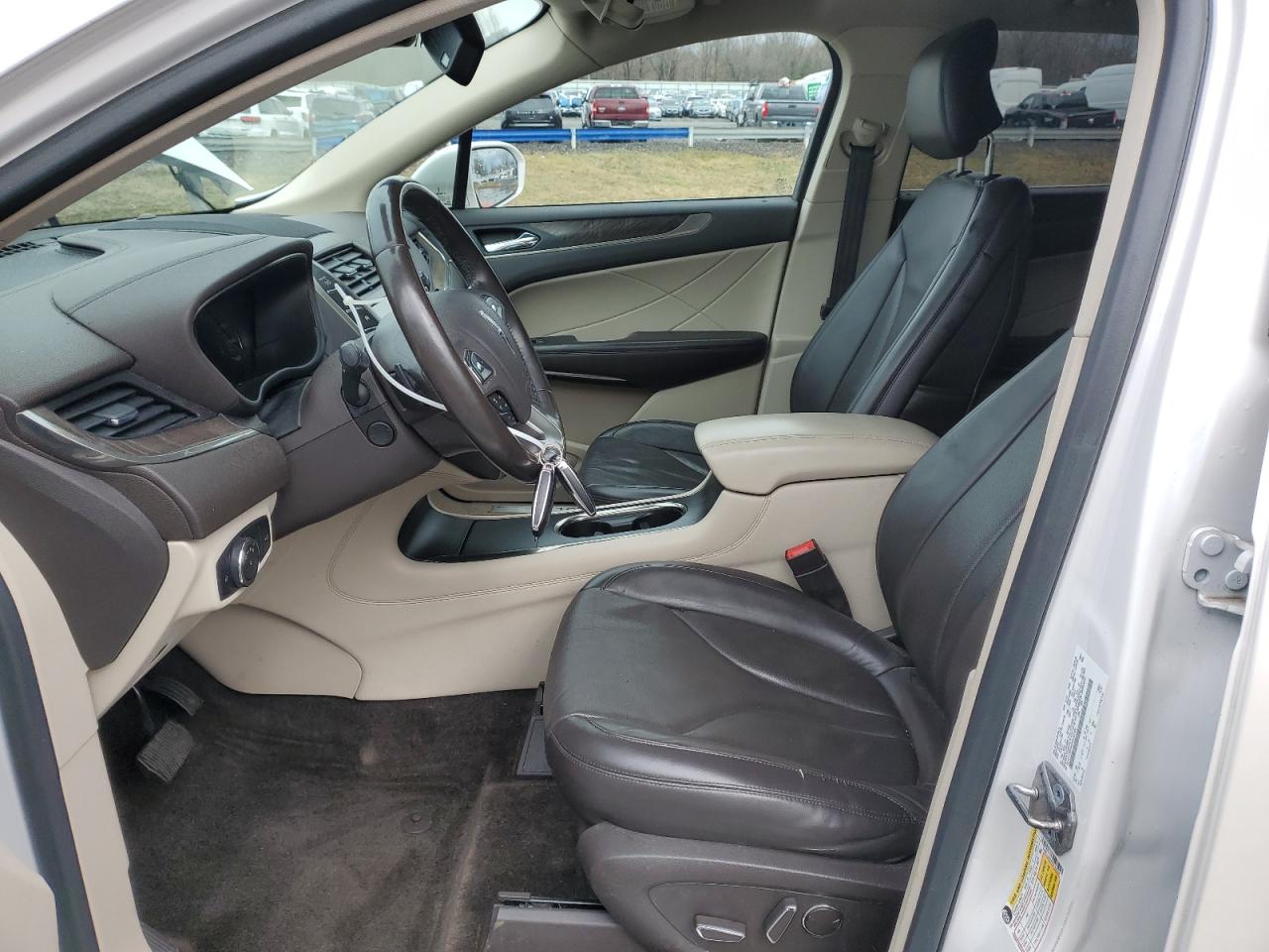 2017 Lincoln MKC - Image 7