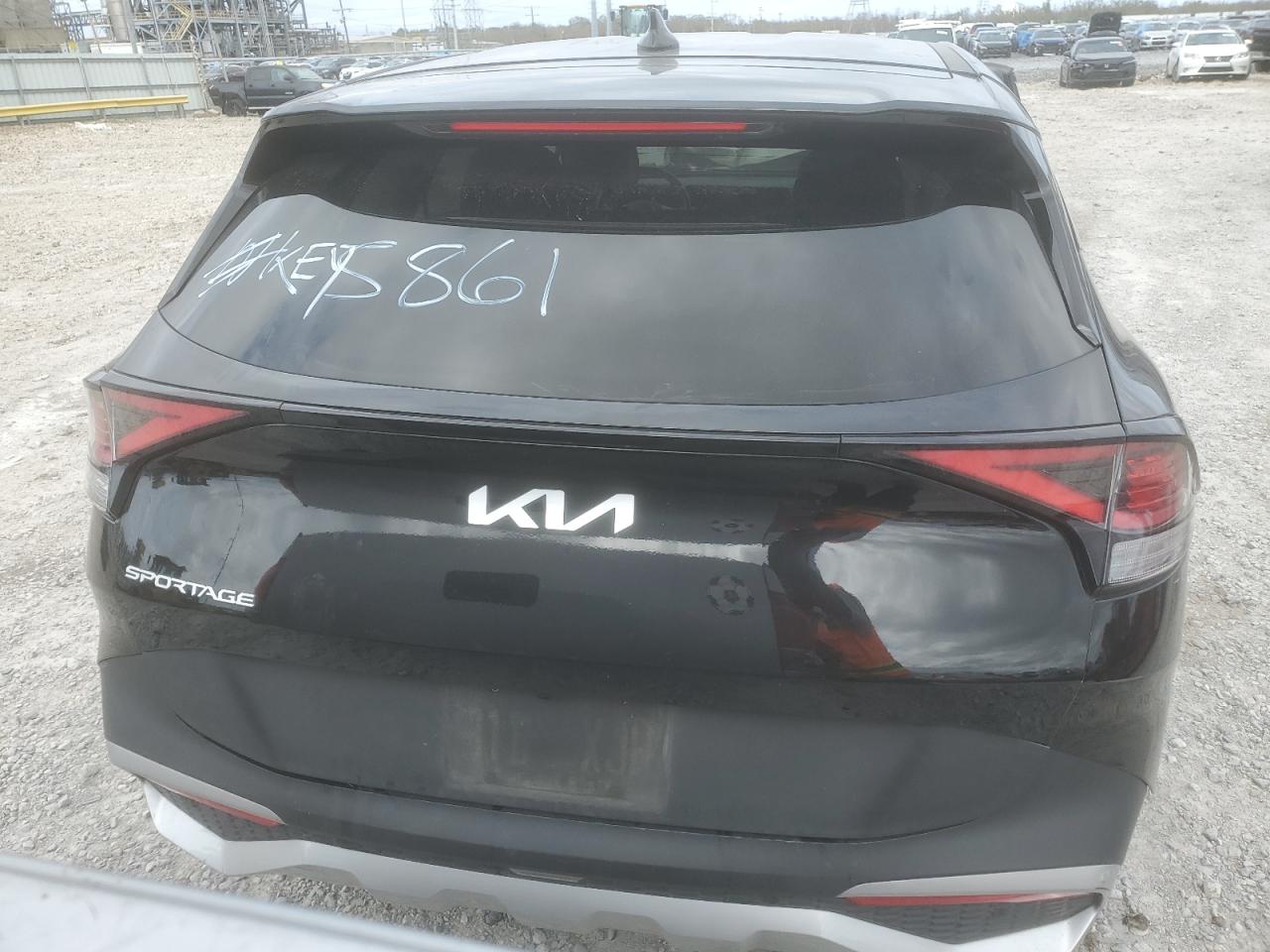 2023 Kia Sportage - Image 6