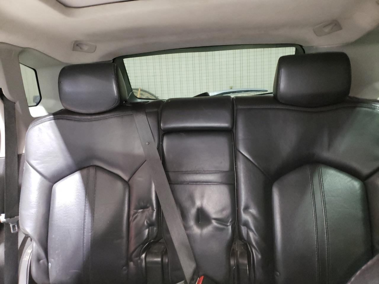 2011 Cadillac SRX - Image 10