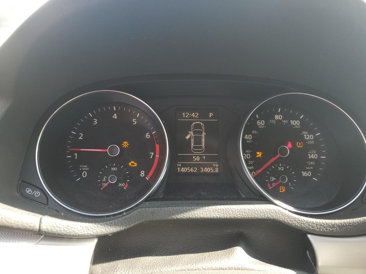 2016 Volkswagen Passat - Image 9
