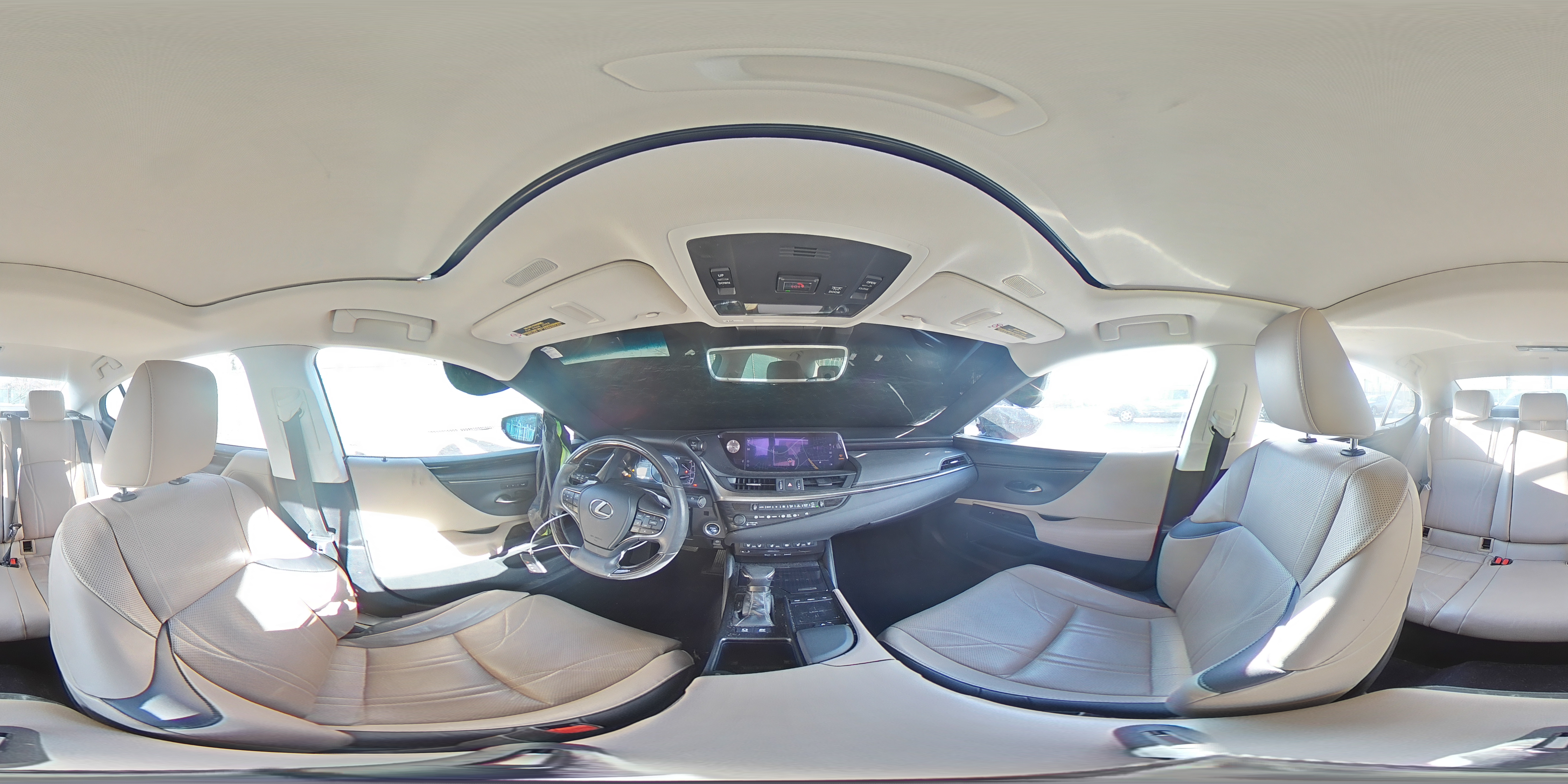 2020 Lexus ES - Image 13