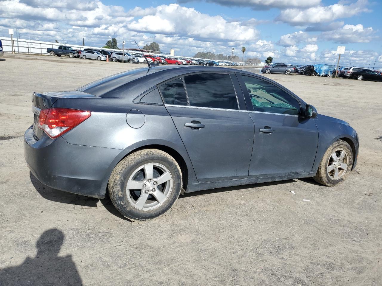 2013 Chevrolet Cruze - Image 3