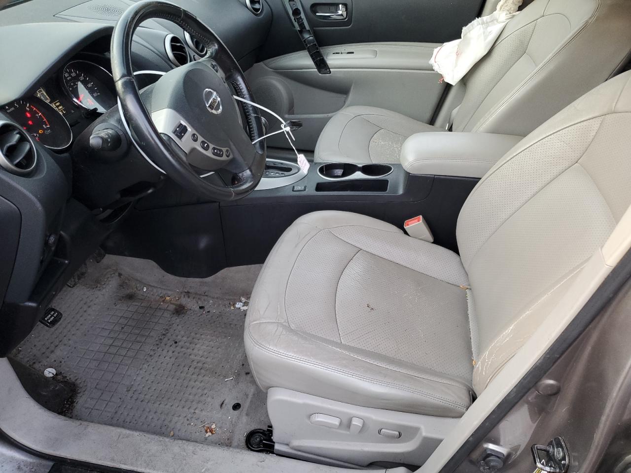 2011 Nissan Rogue - Image 7