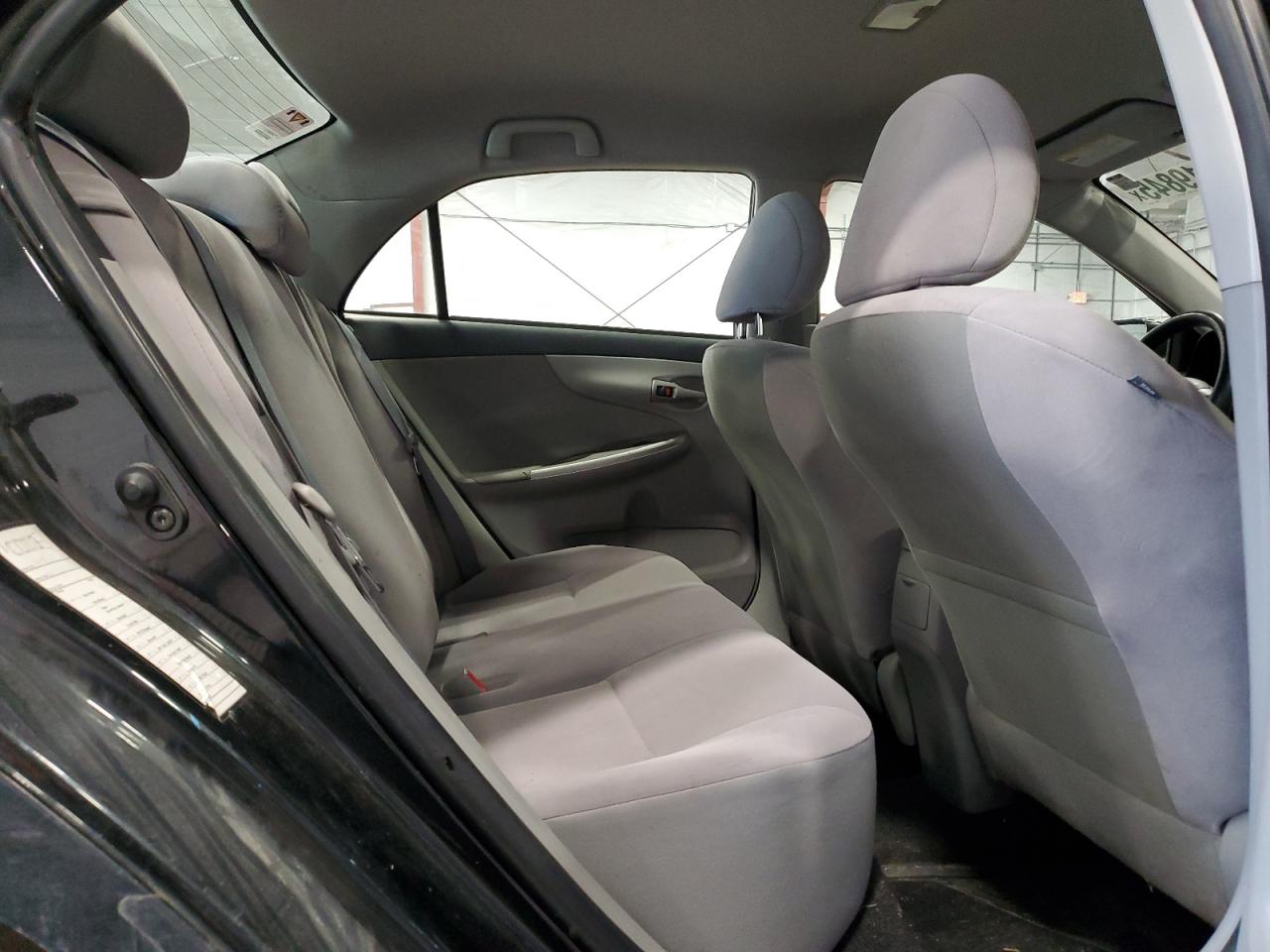 2011 Toyota Corolla - Image 10
