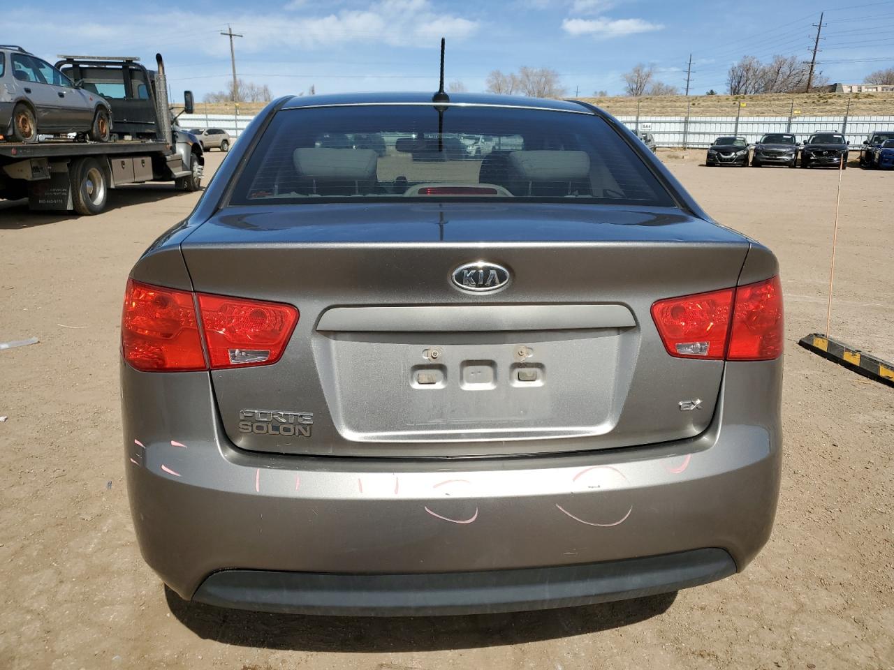 2010 Kia Forte - Image 6