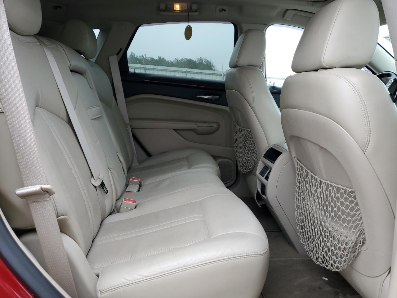 2010 Cadillac SRX - Image 11