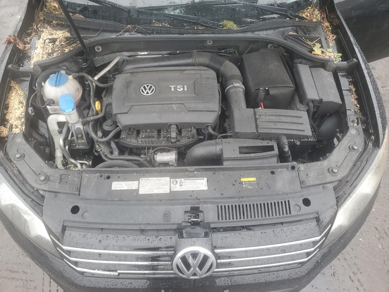 2015 Volkswagen Passat - Image 11