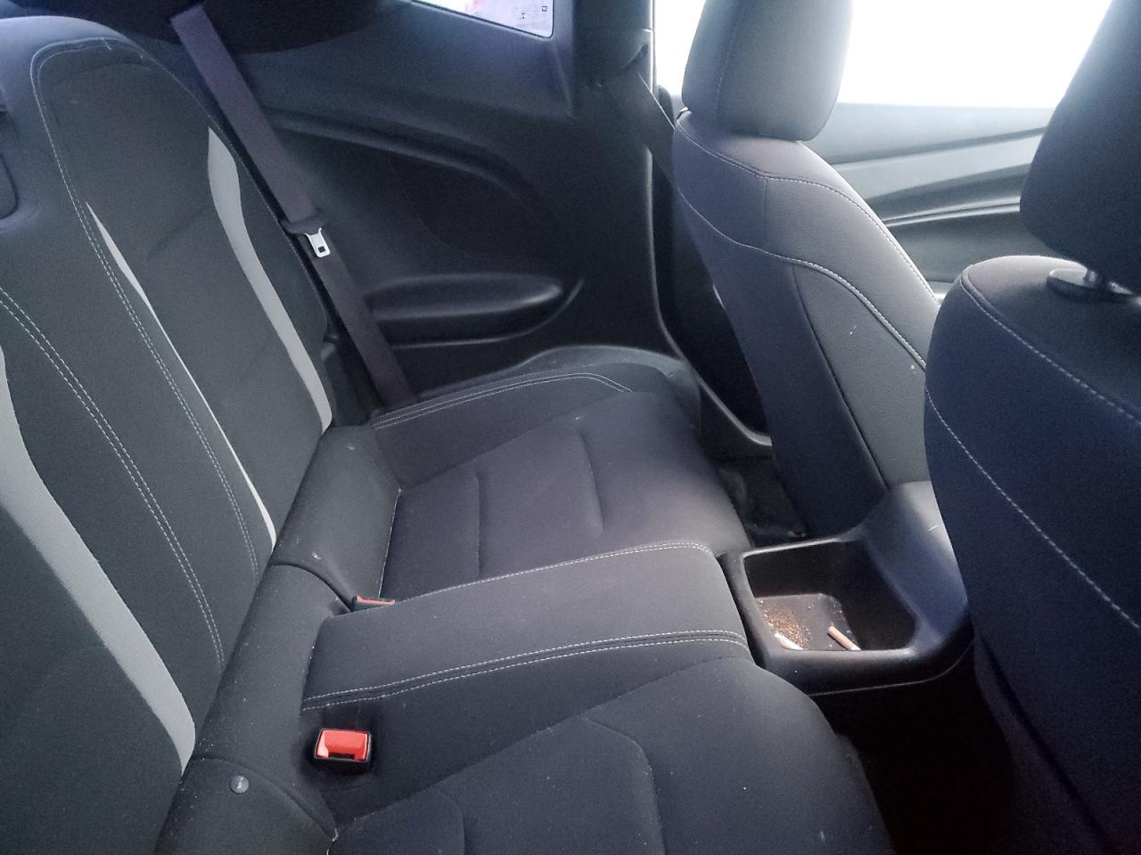 2018 Chevrolet Camaro - Image 10