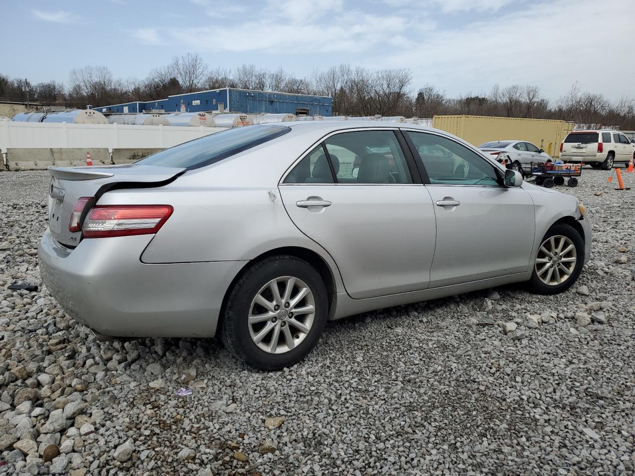 2011 Toyota Camry - Image 3