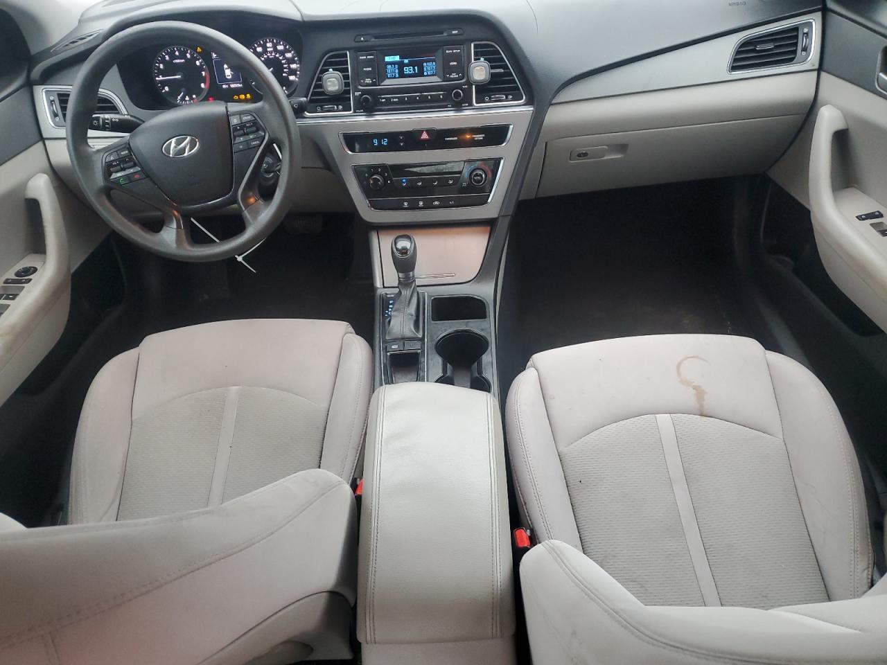 2015 Hyundai Sonata - Image 8