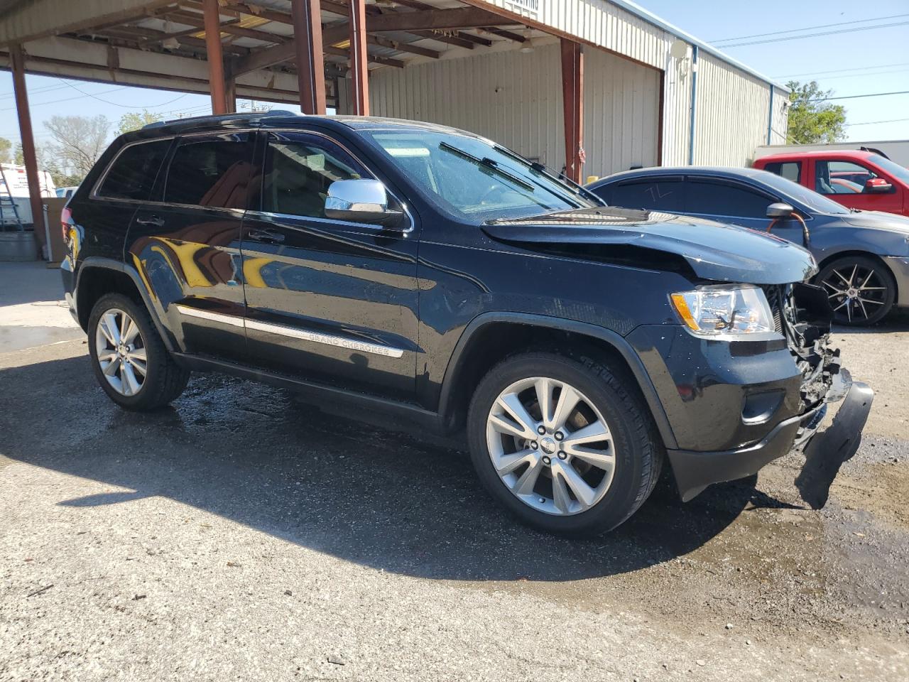 2012 Jeep Grand Cherokee - Image 4