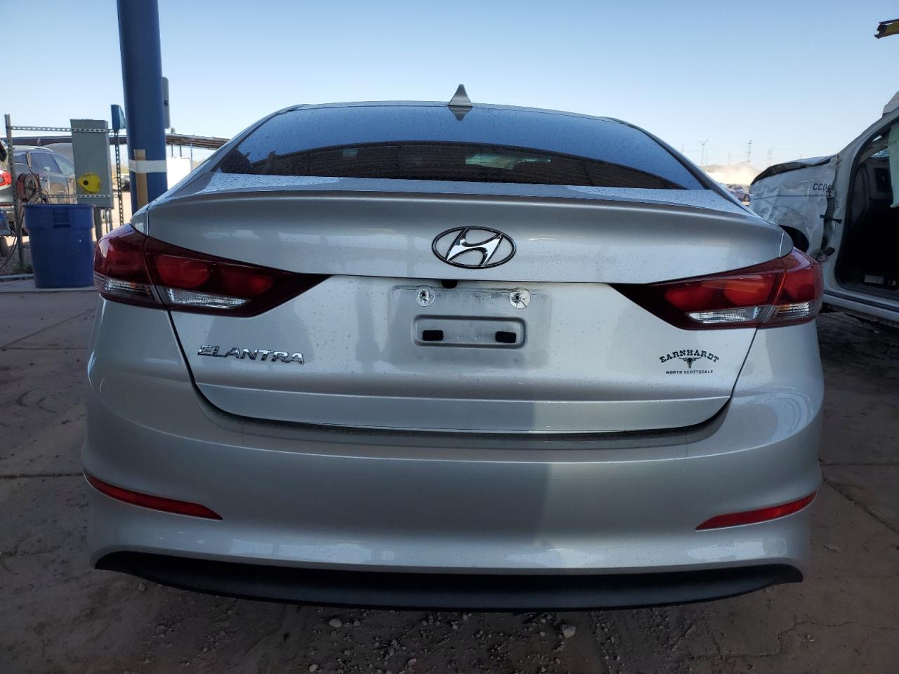 2018 Hyundai Elantra - Image 6
