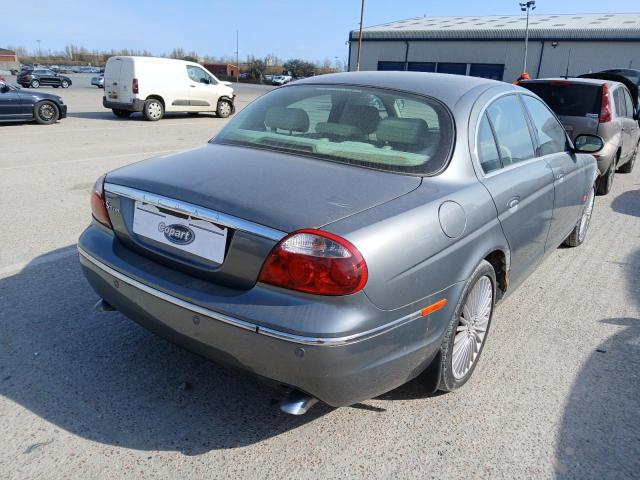 2005 JAGUAR S-TYPE SE