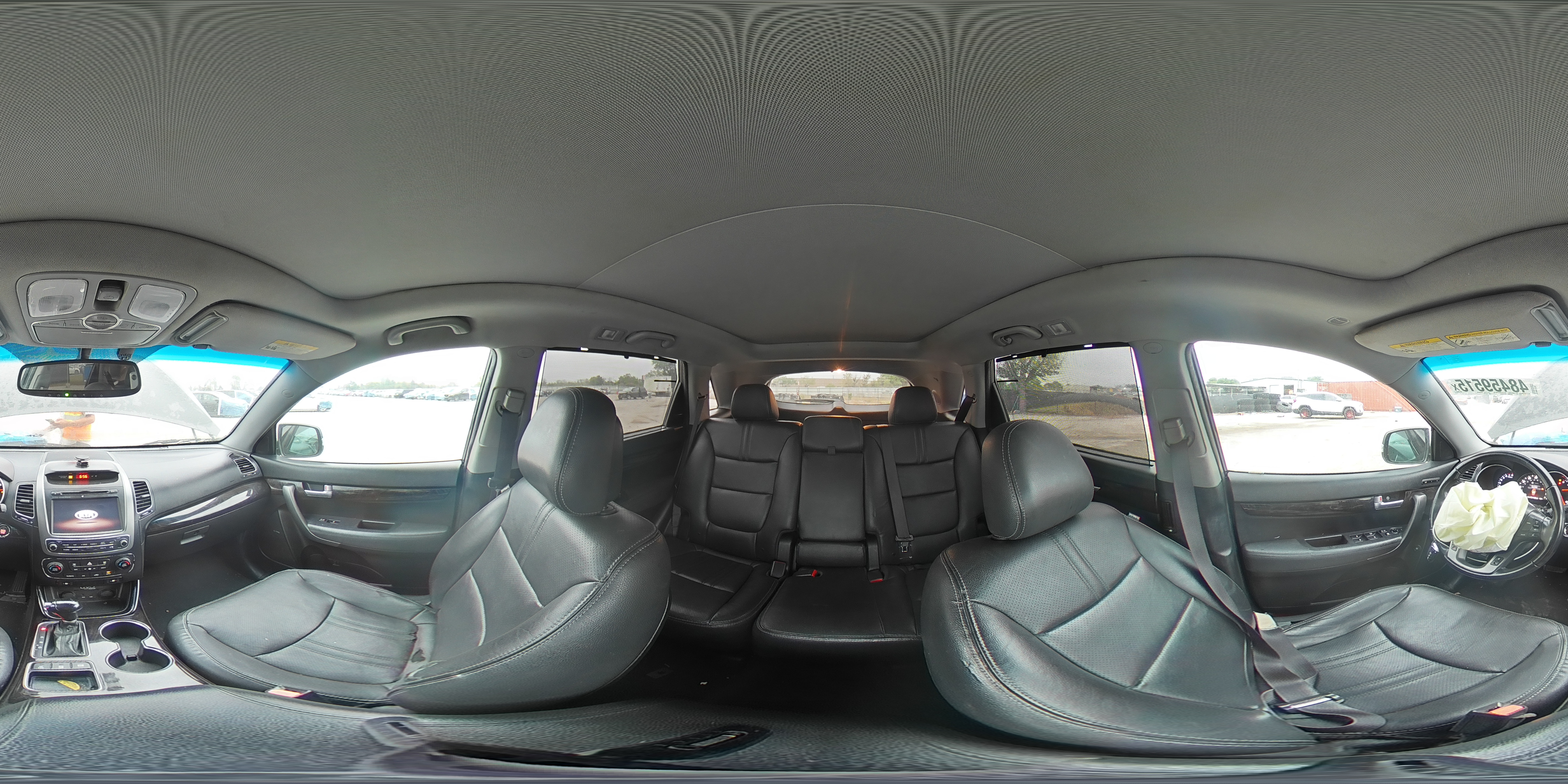 2014 Kia Sorento - Image 13