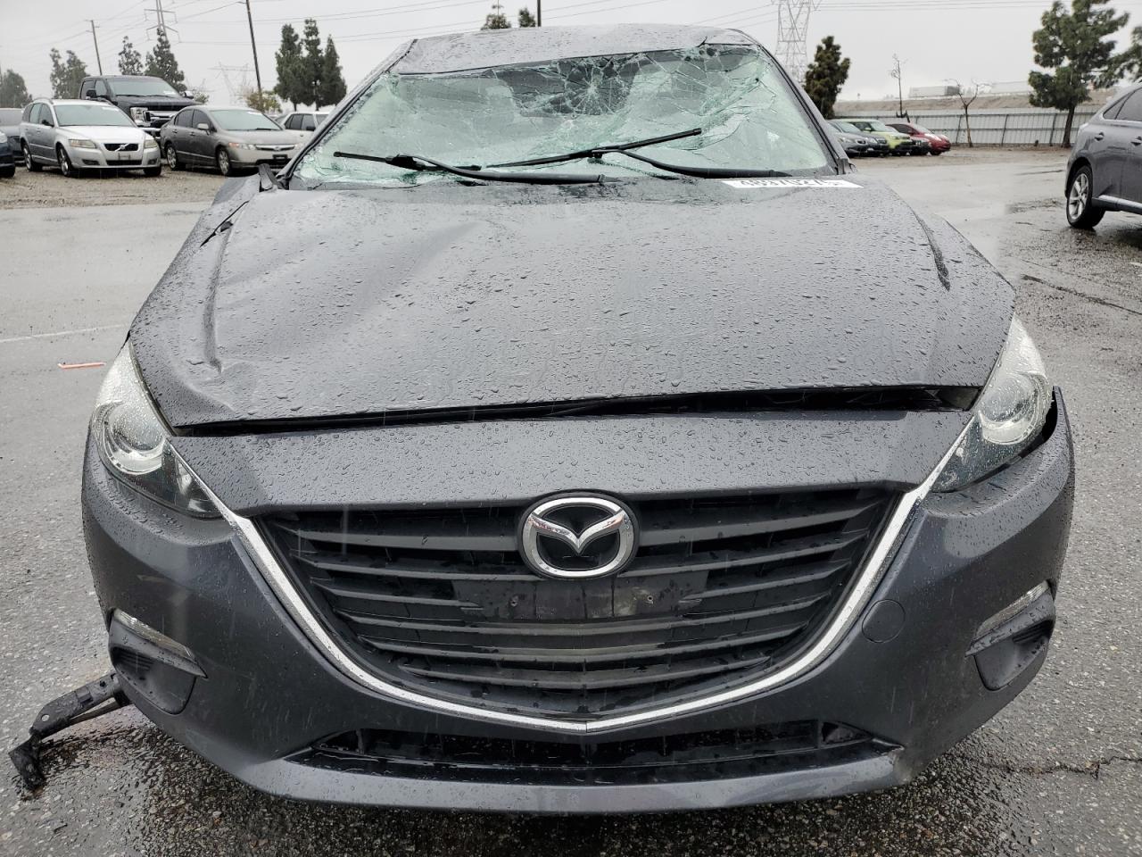 2016 Mazda 3 - Image 5