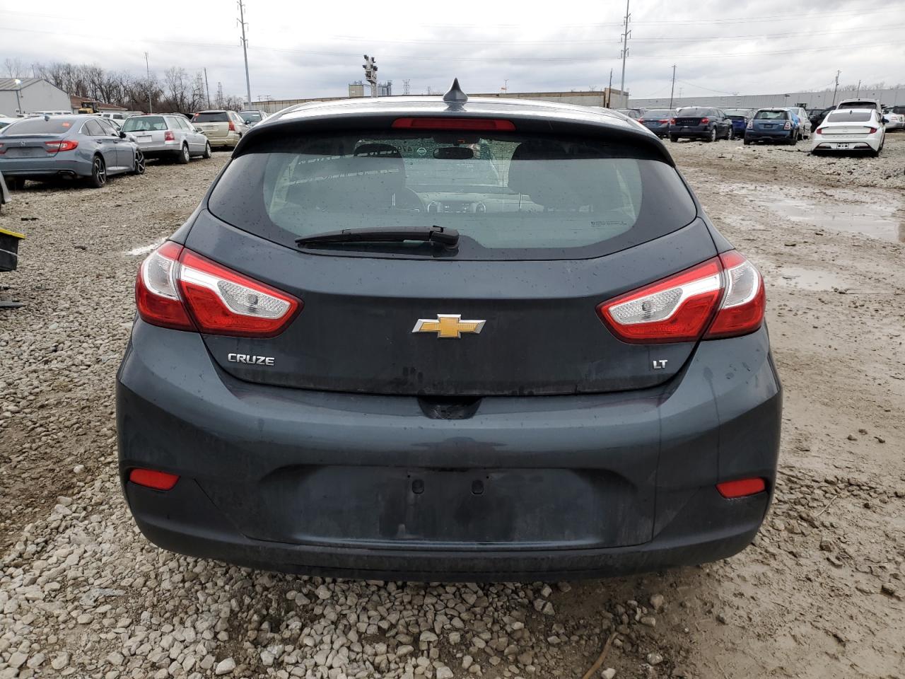 2017 Chevrolet Cruze - Image 6