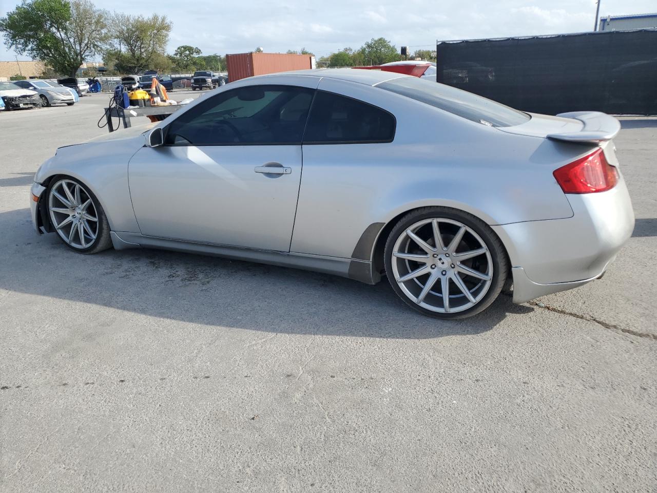 2004 Infiniti G - Image 2