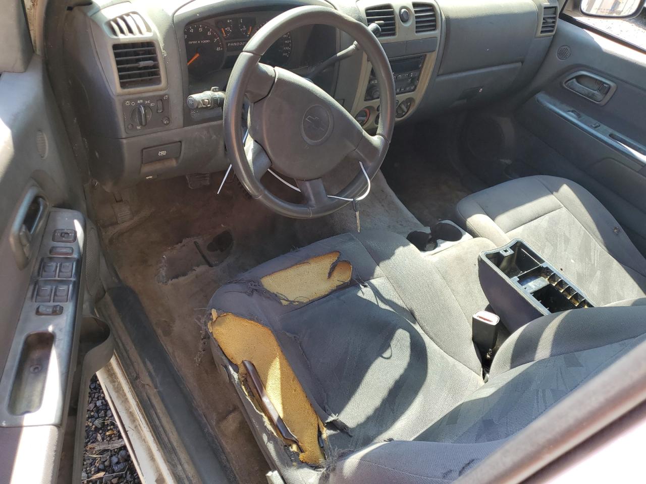 2005 Chevrolet Colorado - Image 8