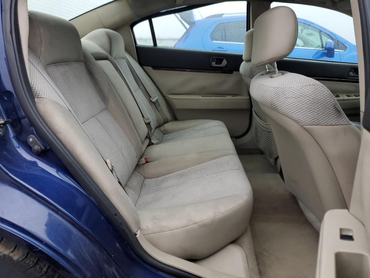 2009 Mitsubishi Galant - Image 10