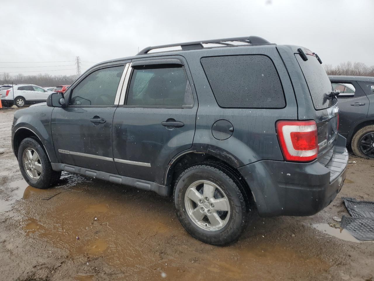 2008 Ford Escape - Image 2