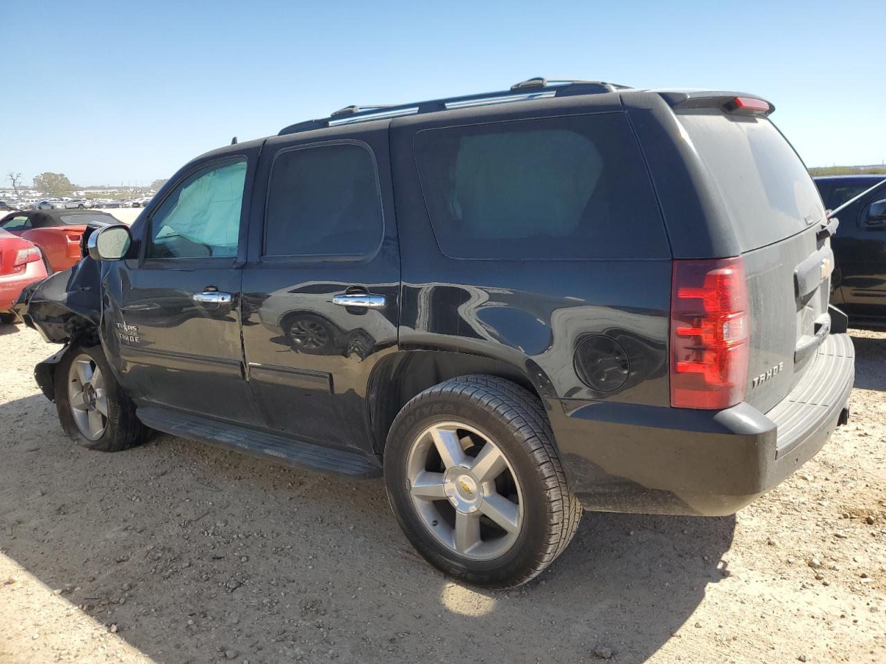2014 Chevrolet Tahoe - Image 2