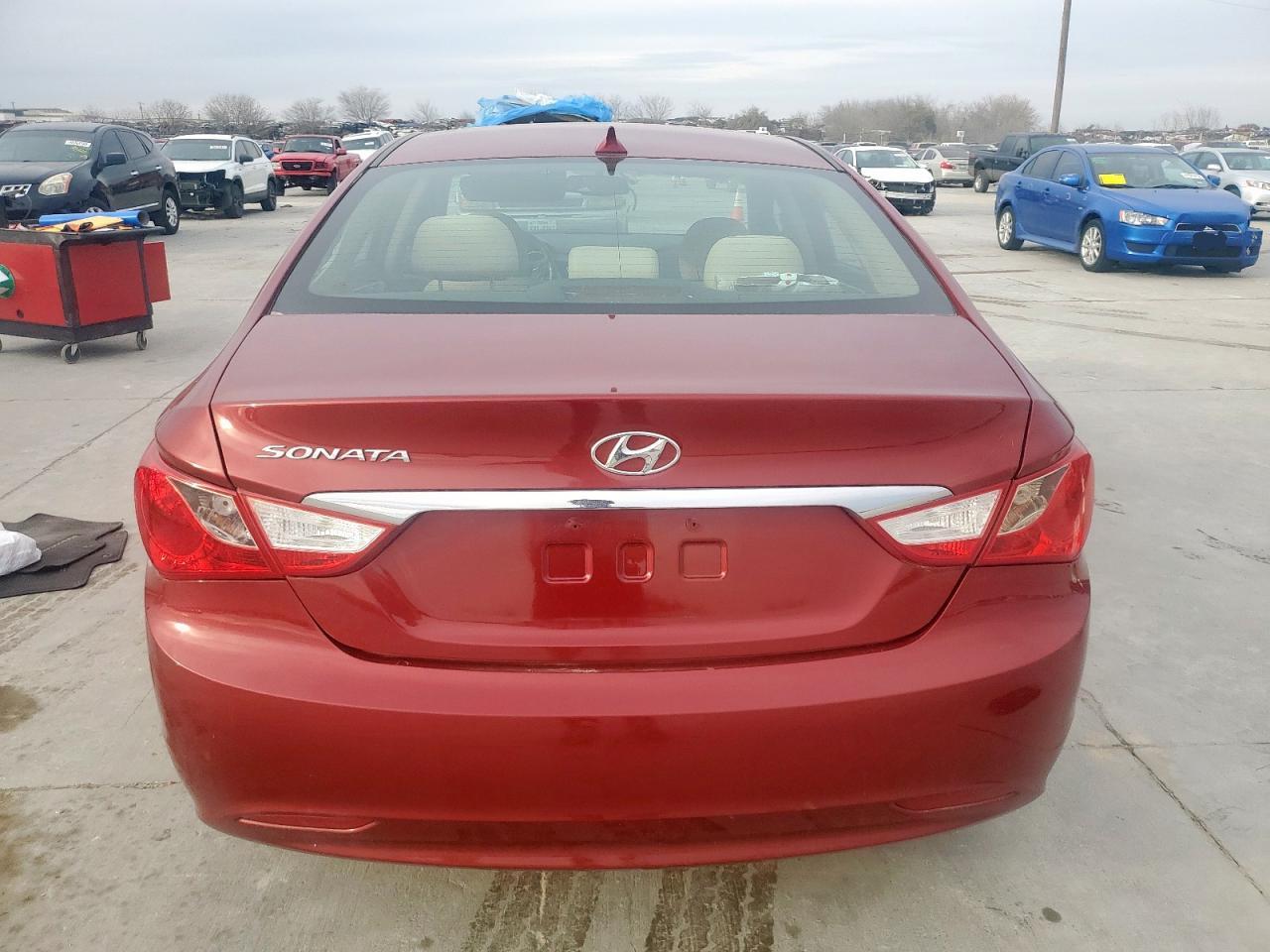 2013 Hyundai Sonata - Image 7
