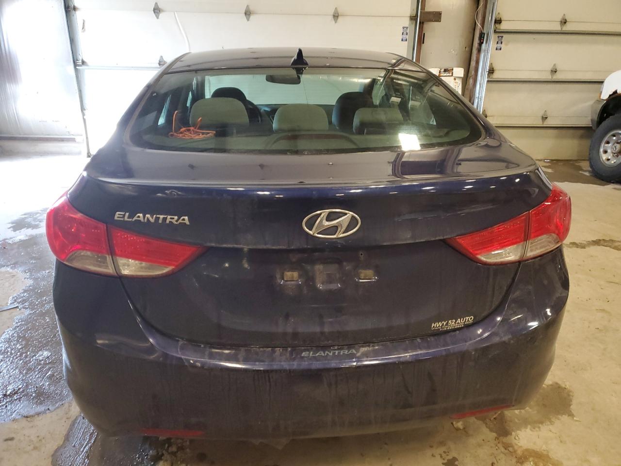 2013 Hyundai Elantra - Image 6