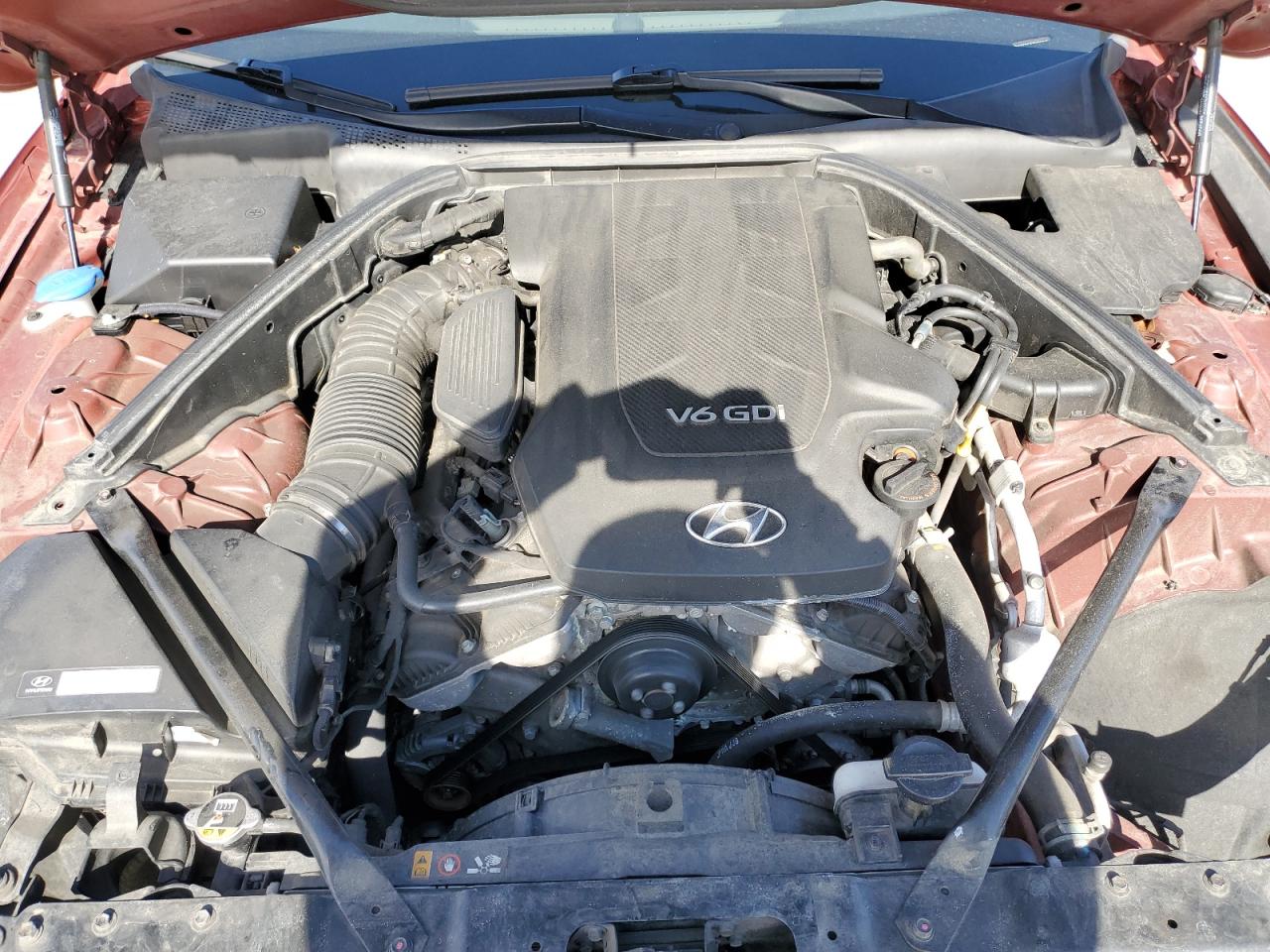 2015 Hyundai Genesis - Image 11