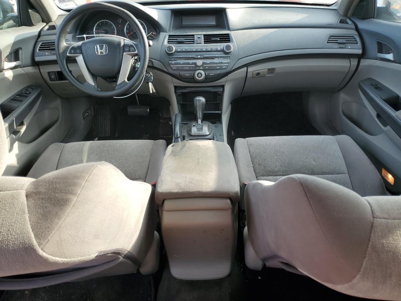 2009 Honda Accord - Image 8