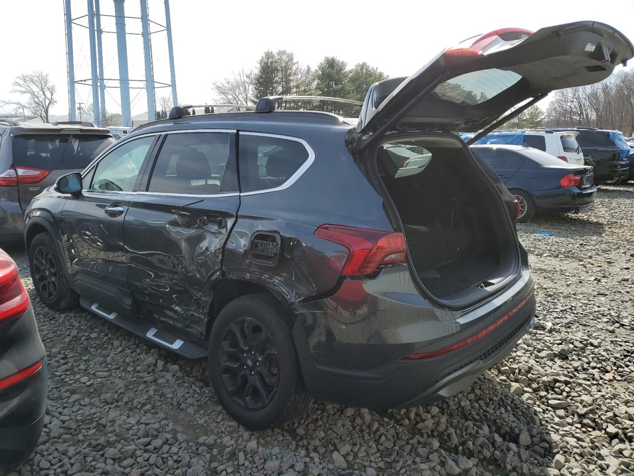 2023 Hyundai Santa Fe - Image 2