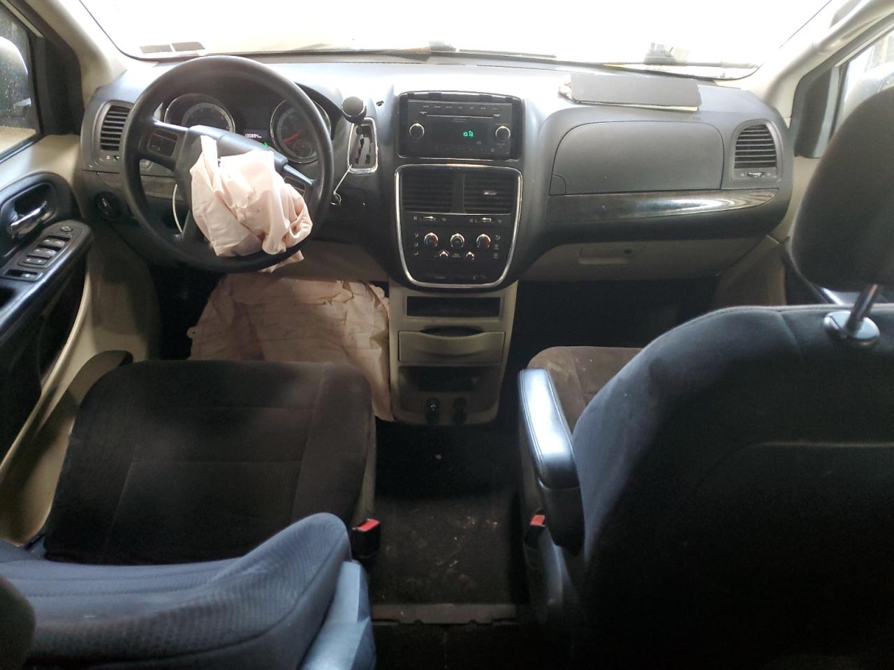 2011 Dodge Caravan - Image 8