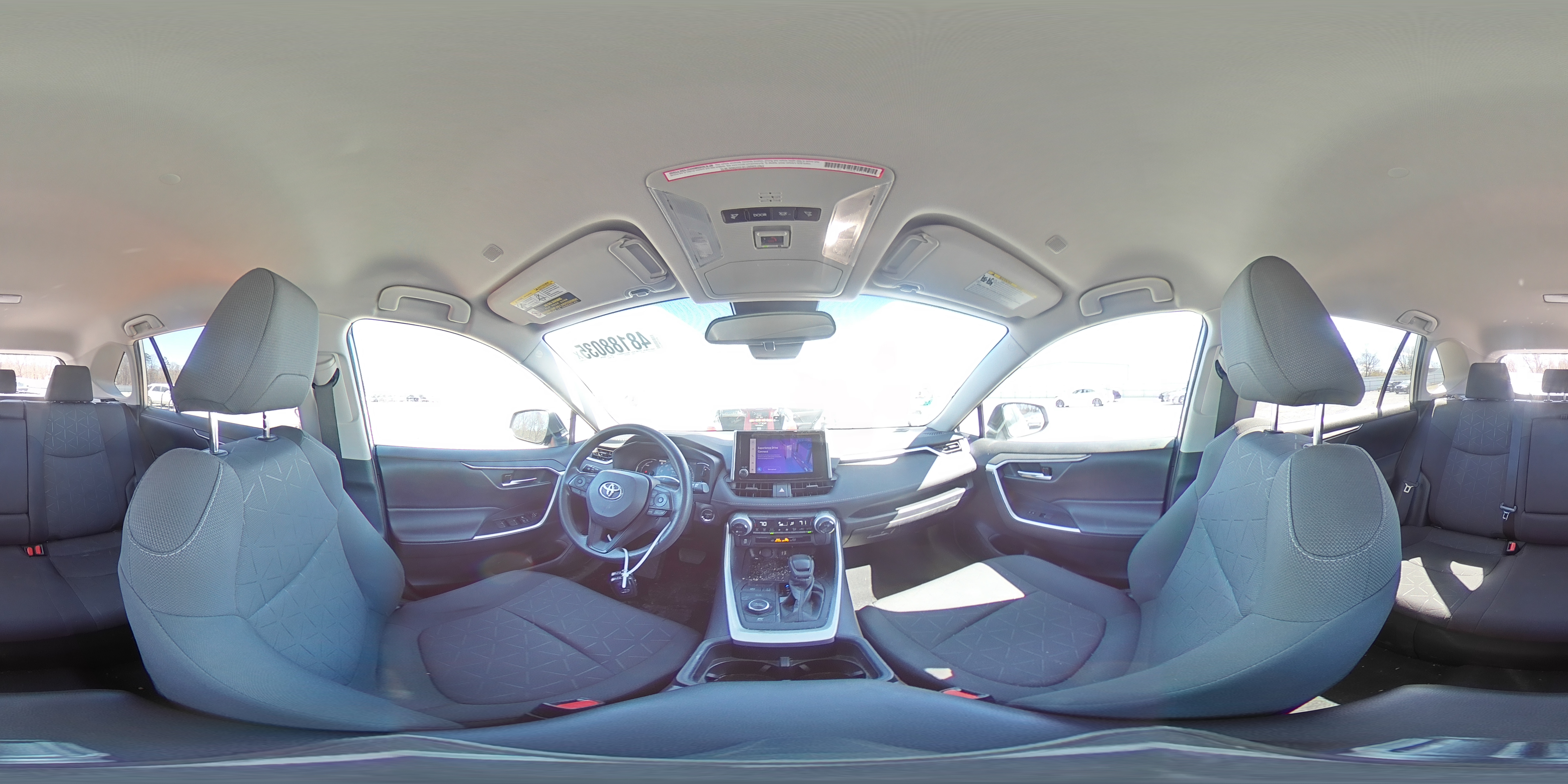 2023 Toyota RAV 4 - Image 13