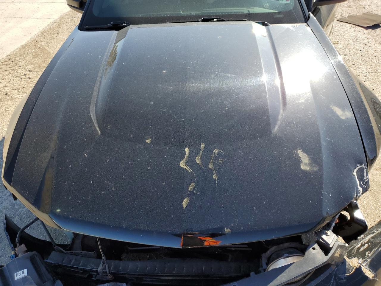 2010 Ford Mustang - Image 12