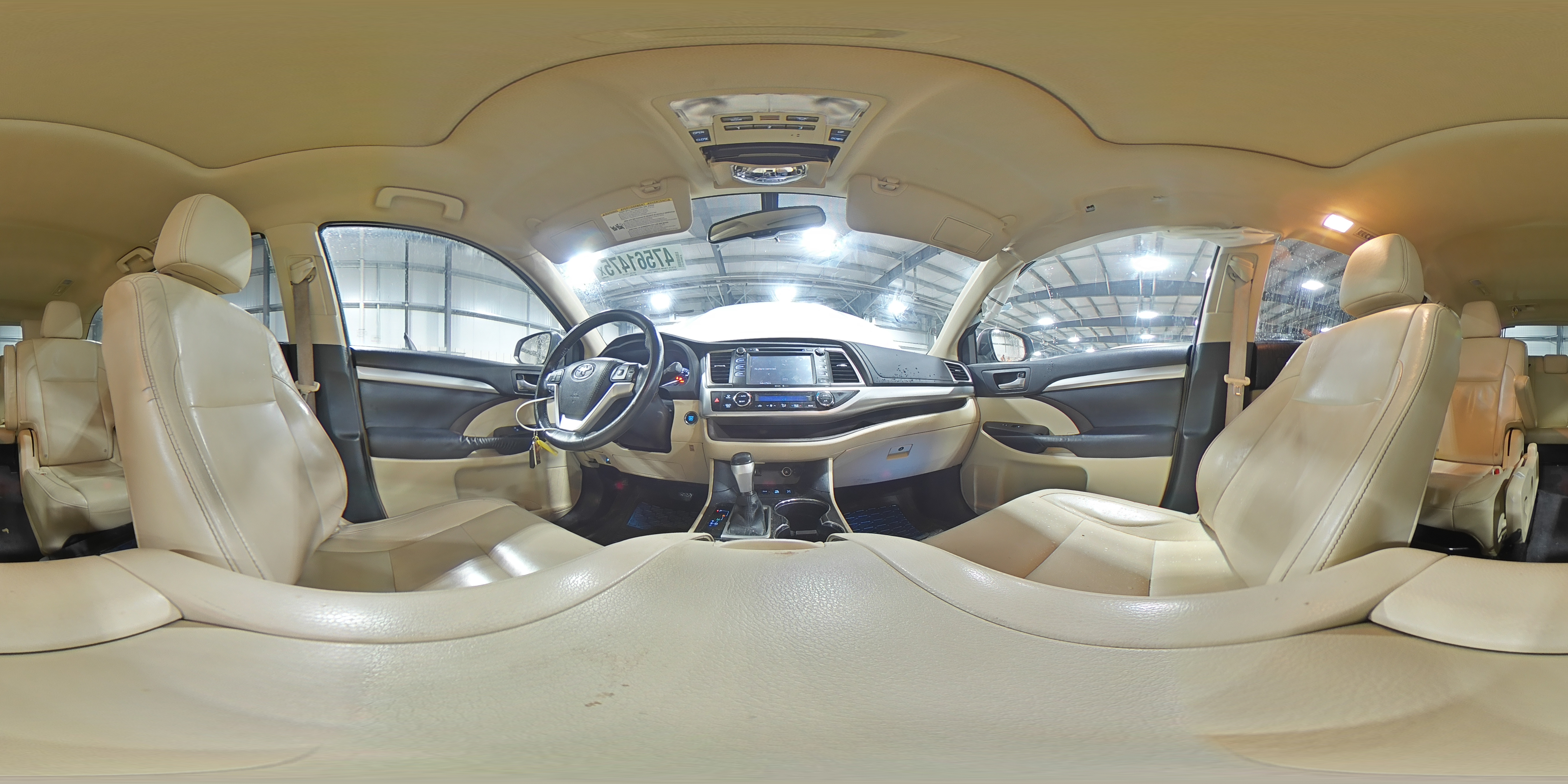 2015 Toyota Highlander - Image 15