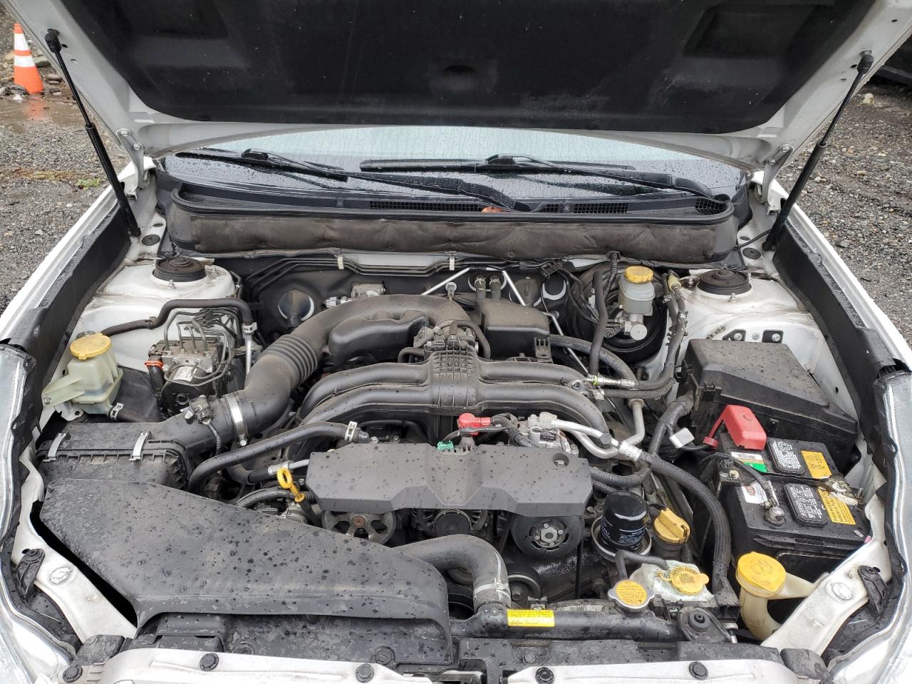 2014 Subaru Outback - Image 12