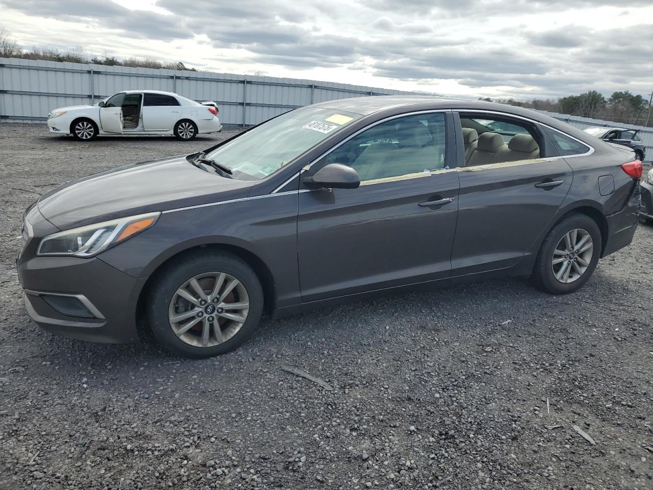 2016 Hyundai Sonata - Image 1