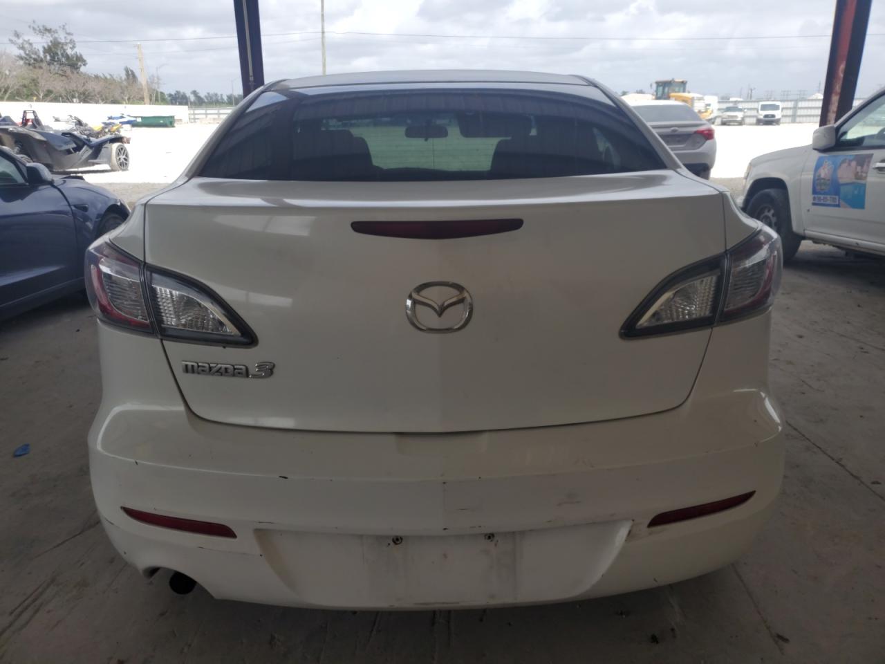 2012 Mazda 3 - Image 6