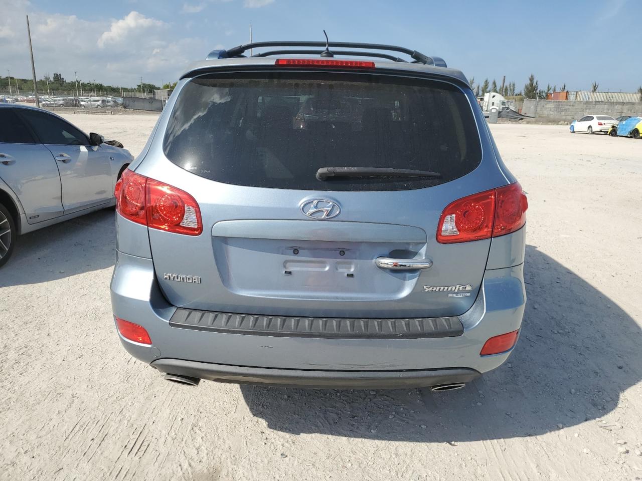 2009 Hyundai Santa Fe - Image 6
