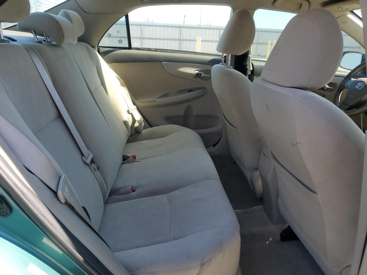 2010 Toyota Corolla - Image 10