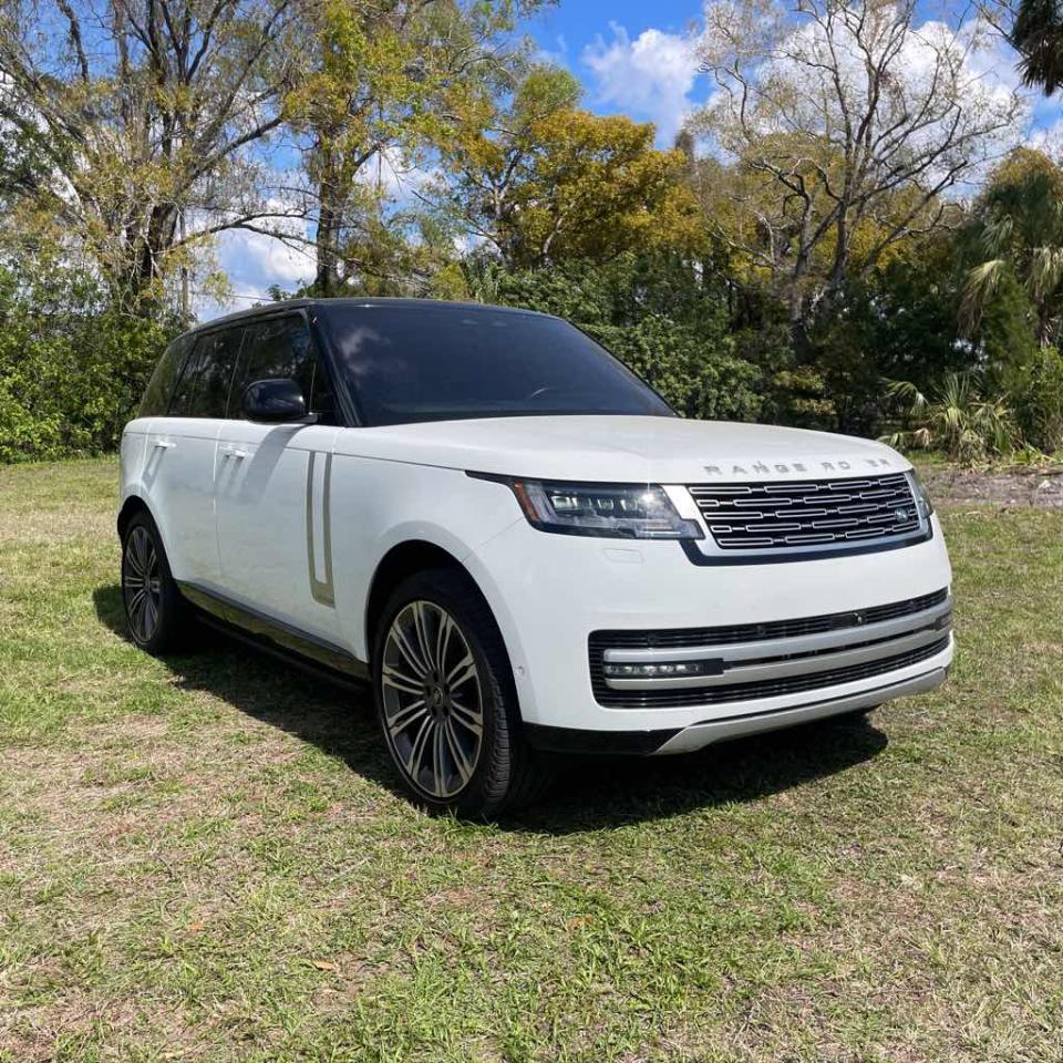 2023 Land Rover Range Rover - Image 27