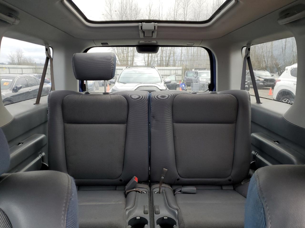 2004 Honda Element - Image 10