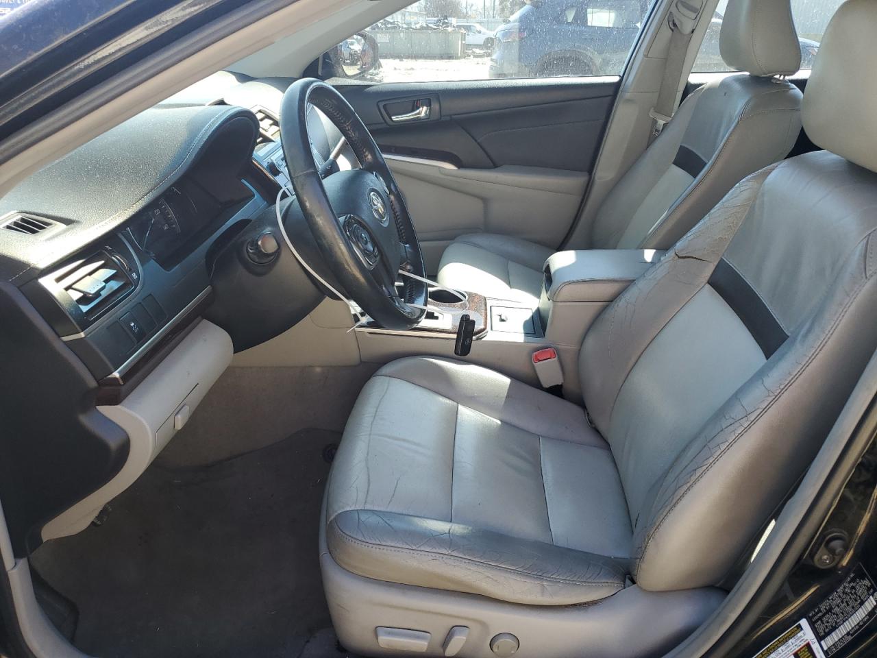 2014 Toyota Camry - Image 7