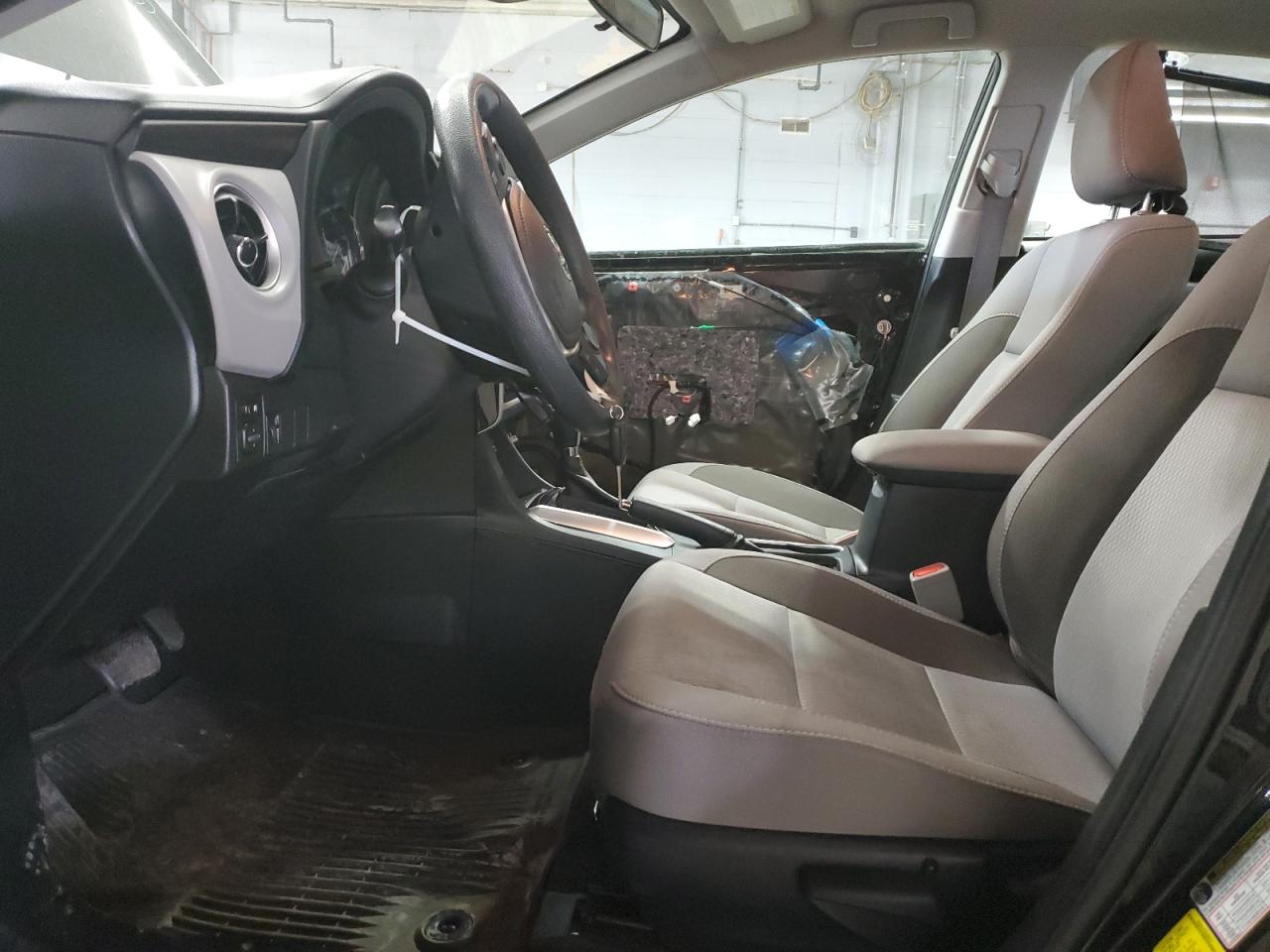 2017 Toyota Corolla - Image 7