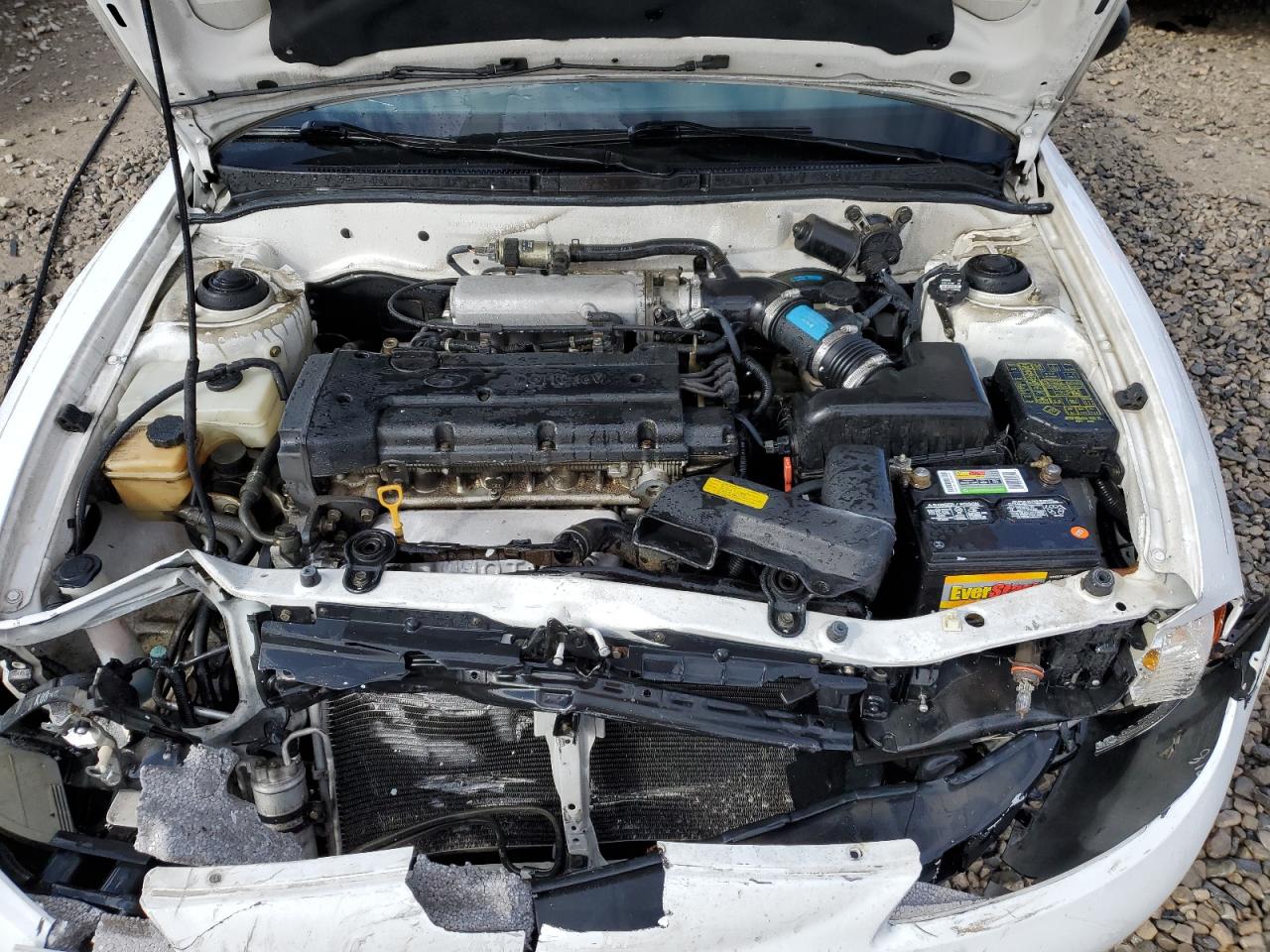 1998 Hyundai Elantra - Image 11